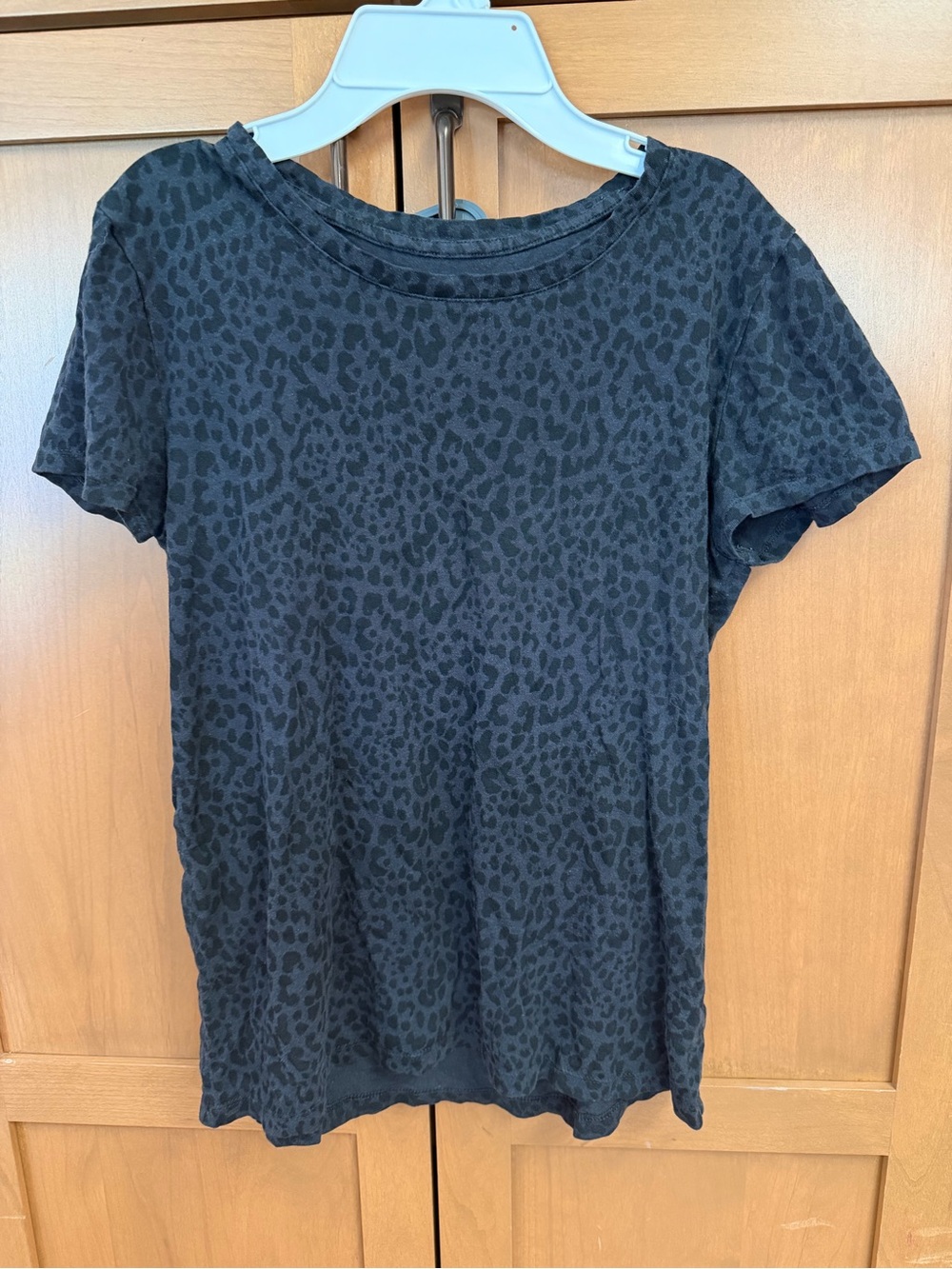 GAP Black Leopard-Print Short Sleeve Tee